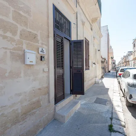 Ecce35 -